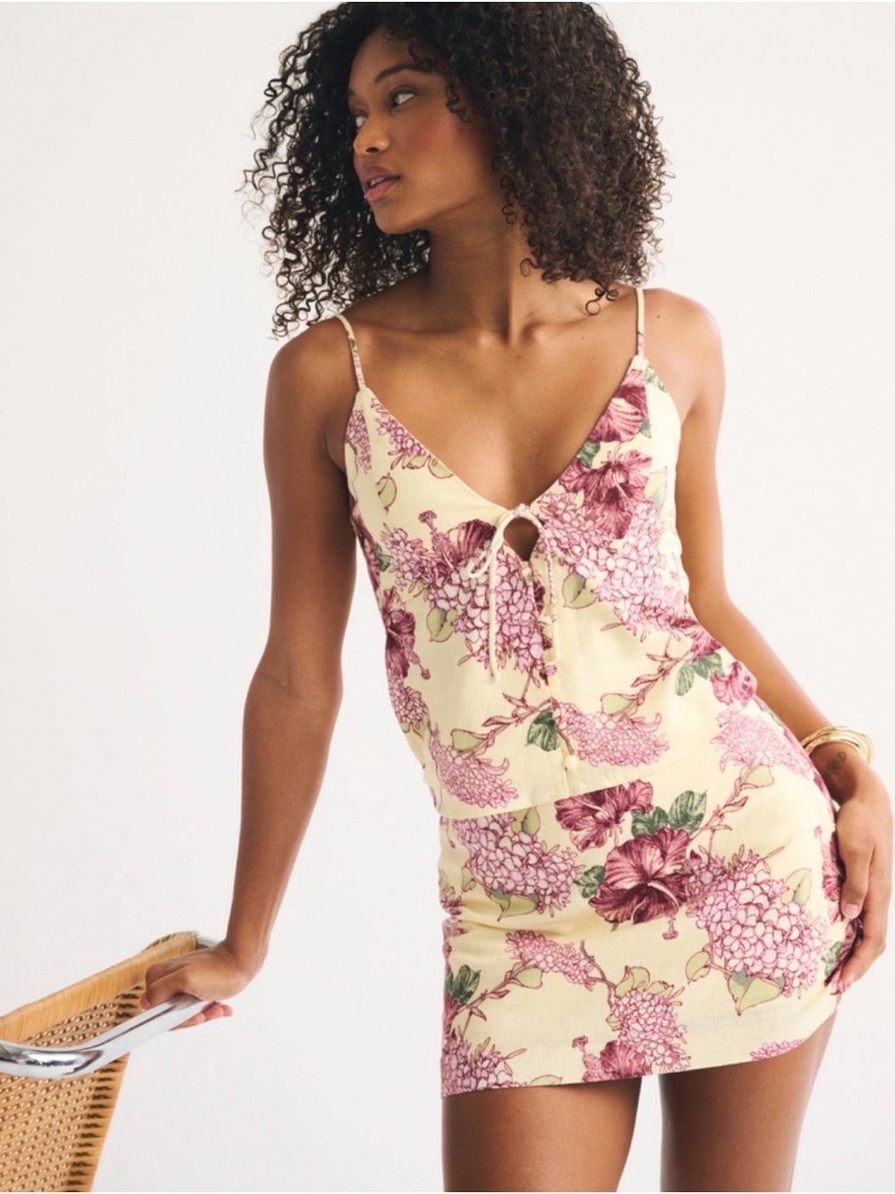 Abercrombie & Fitch Bella Bra-Free Linen Blend Cami